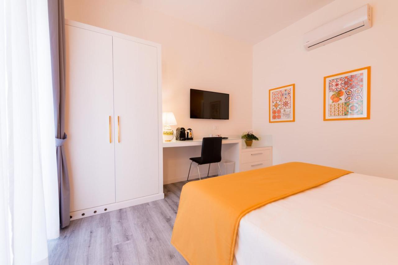 Napoliving Hotel Buitenkant foto